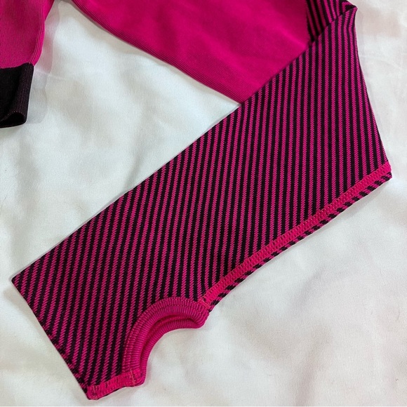 NWOT SHEIN Ombre 2-Piece Seamless Workout Set - Picture 12 of 14